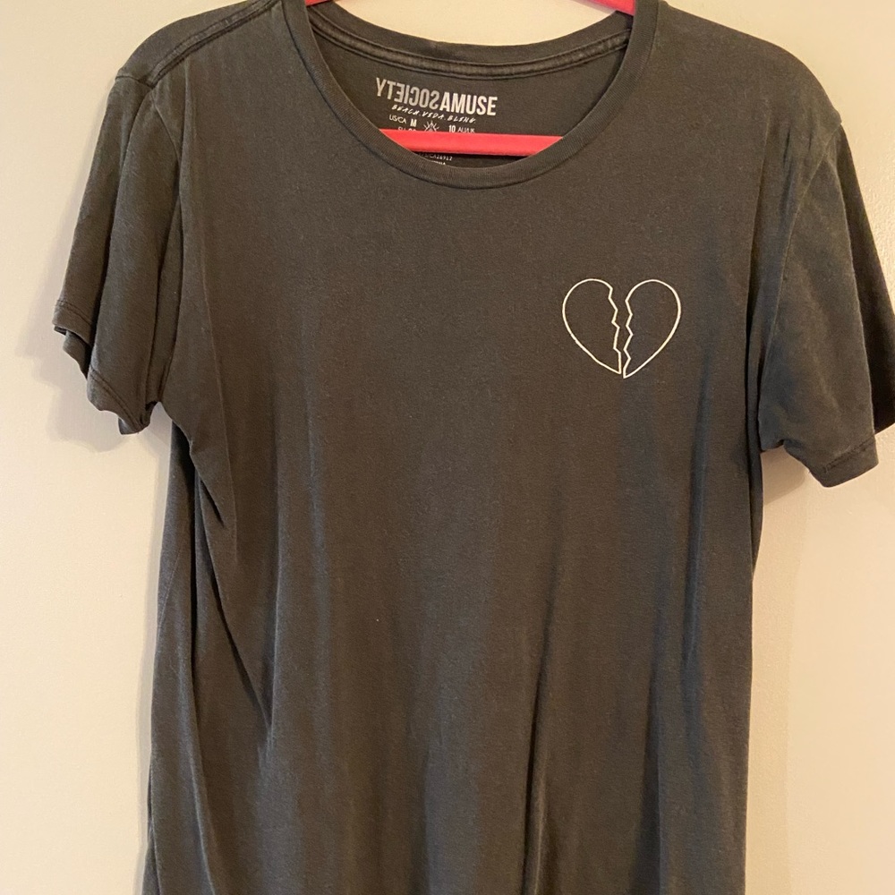 Amuse Society tshirt